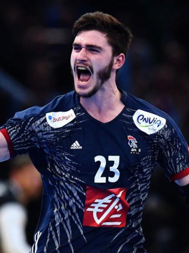 Ludovic Fabregas dort sur matelas et literie Vaudou Sport