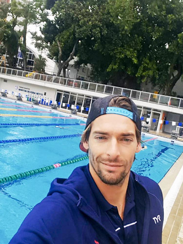 Camille Lacourt dort sur matelas et literie Vaudou Sport