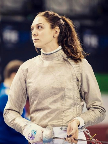Manon Brunet dort sur matelas et literie Vaudou Sport